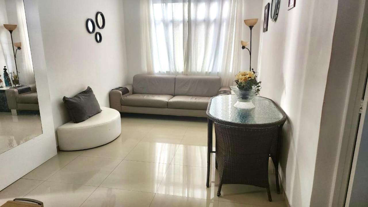 Apartamento Na Praia Do Forte 卡波布里奥 外观 照片