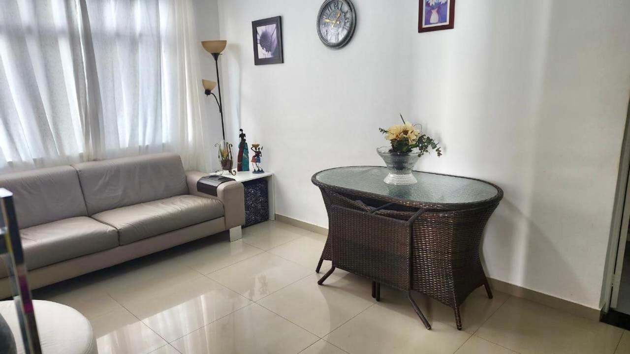 Apartamento Na Praia Do Forte 卡波布里奥 外观 照片